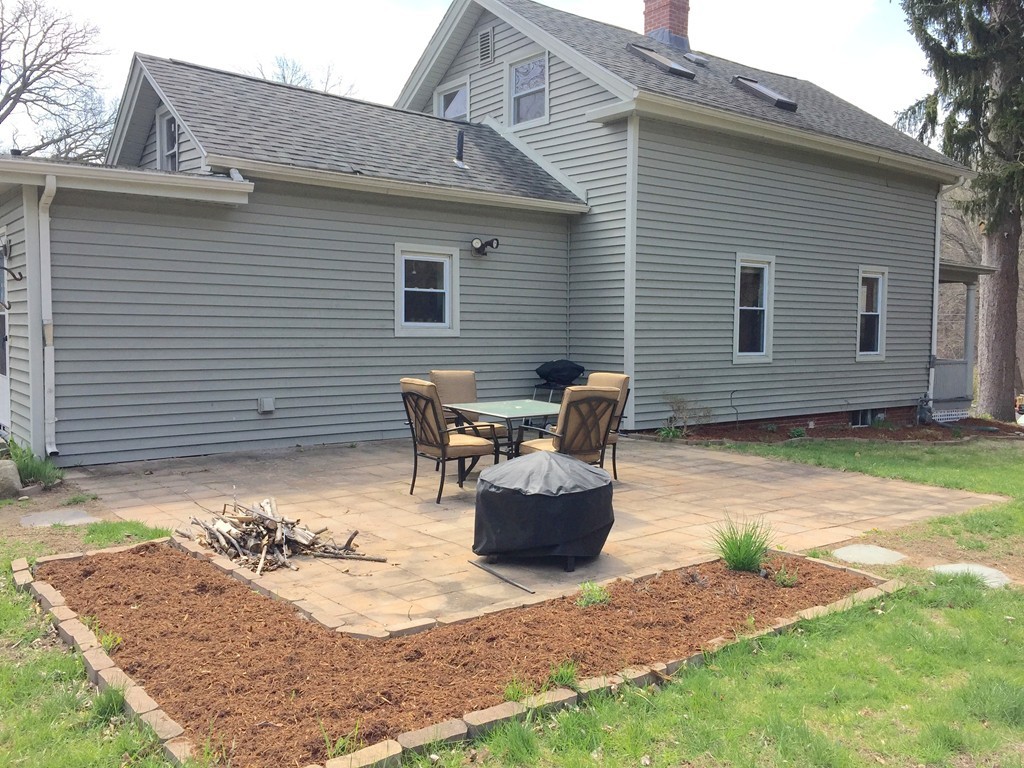 347 Riverside Drive Northampton, MA 01062 - Photo 28 of 29 Gallery Image 28