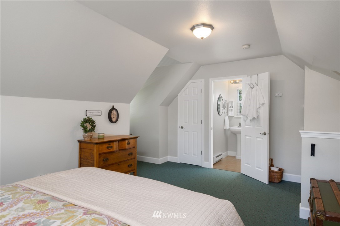 101 East Hofaker Road Allyn, WA 98524 - Photo 20 of 38 Gallery Image 20