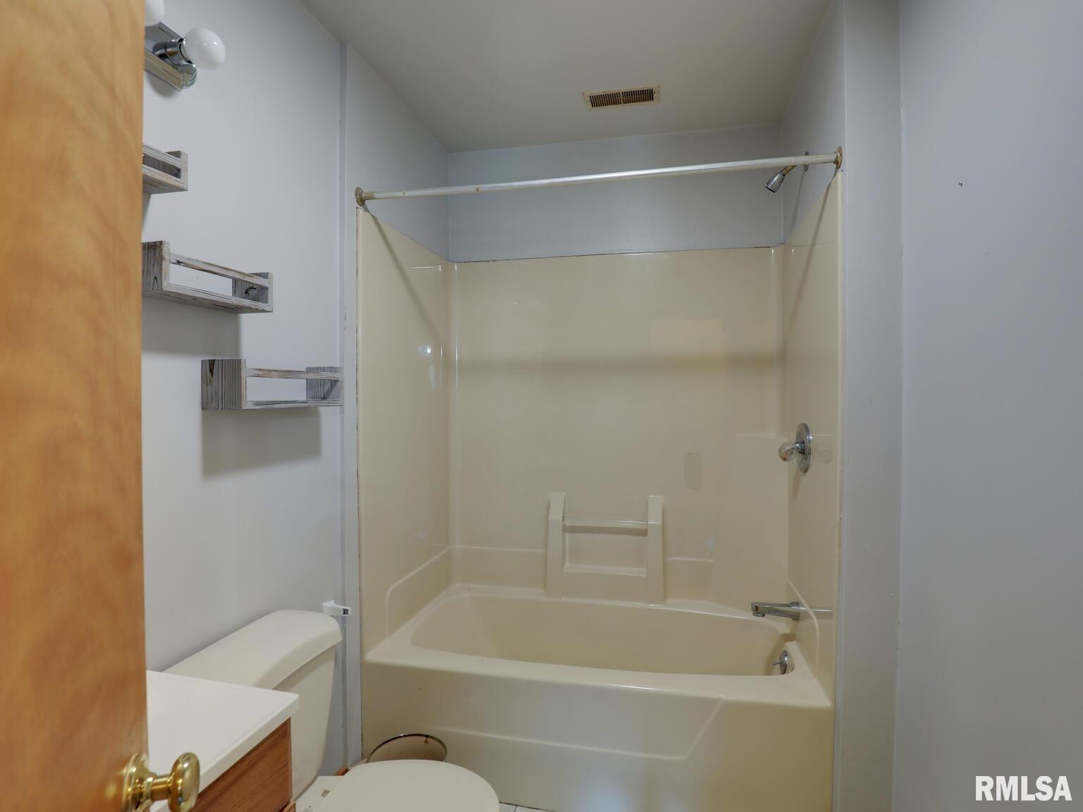 1000 East 2000th Street Liberty, IL 62347 - Photo 14 of 50