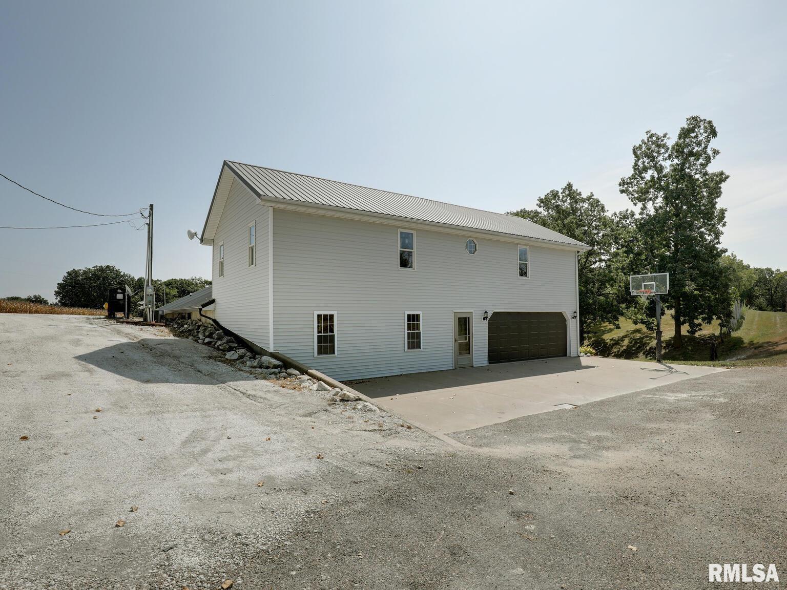 1000 East 2000th Street Liberty, IL 62347 - Photo 2 of 50