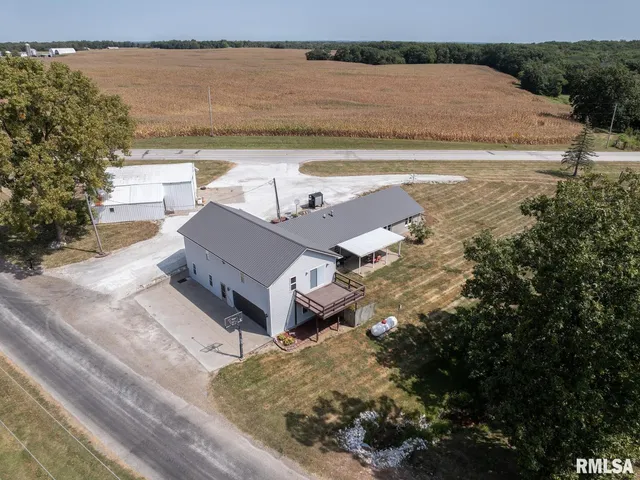 $399,900 | 1000 East 2000th Street, Liberty, IL 62347