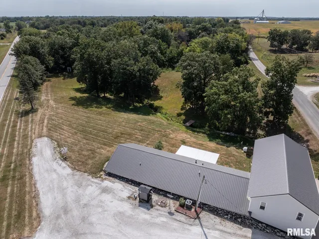 $399,900 | 1000 East 2000th Street, Liberty, IL 62347