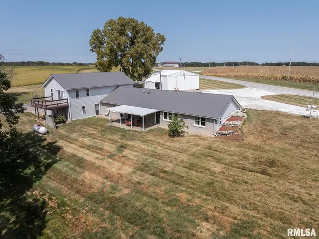 $399,900 | 1000 East 2000th Street, Liberty, IL 62347