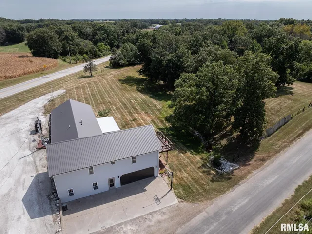 $399,900 | 1000 East 2000th Street, Liberty, IL 62347