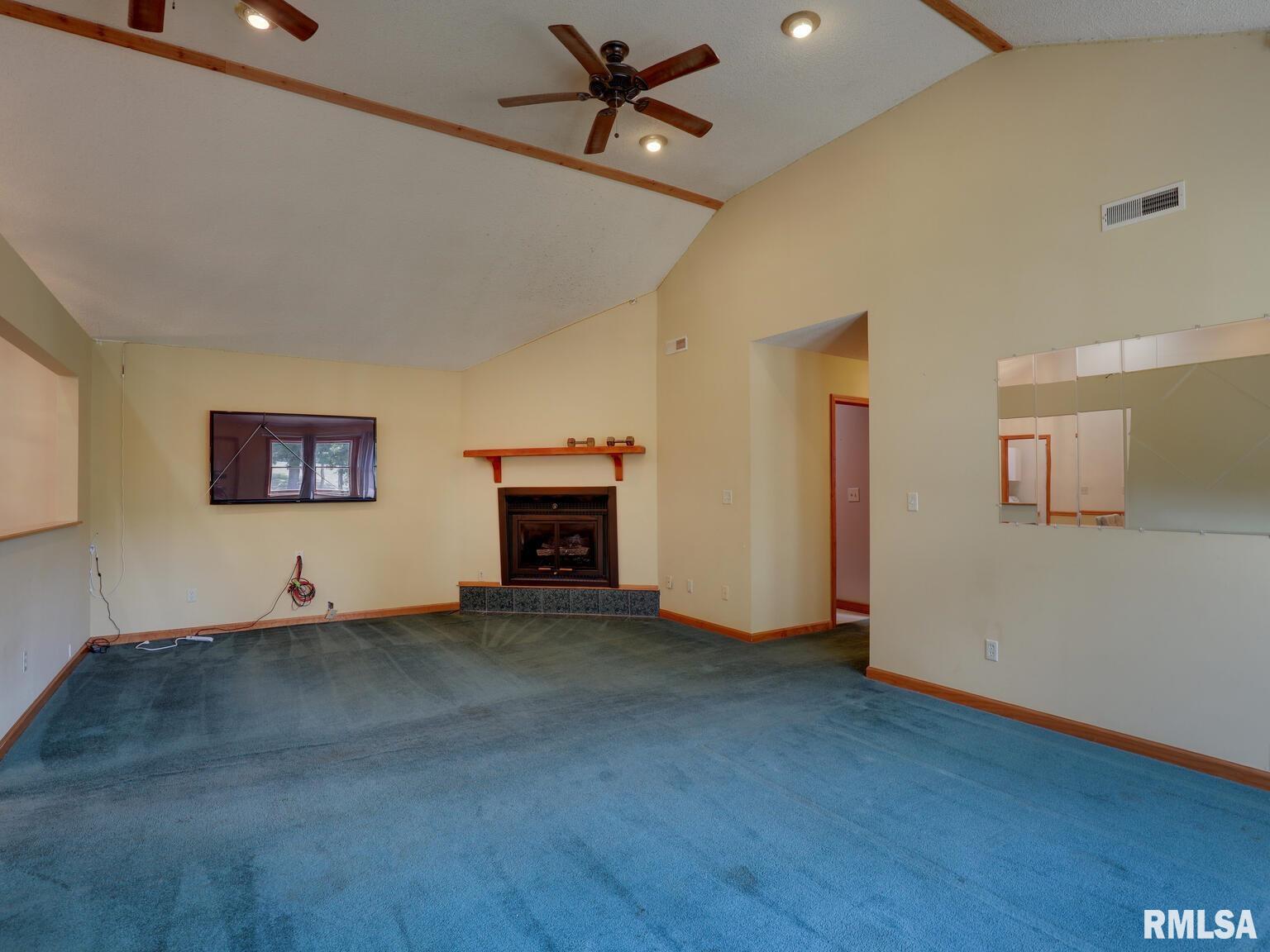 1000 East 2000th Street Liberty, IL 62347 - Photo 9 of 50