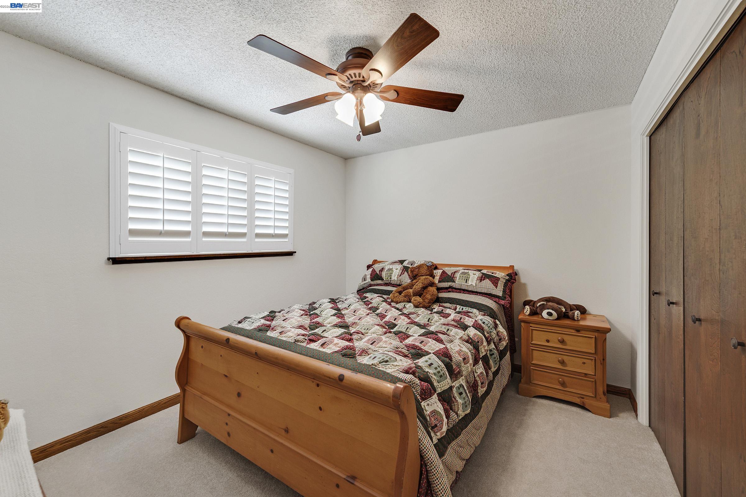 21671 ShadySpring Road Castro Valley, CA 94546 - Photo 5 of 13