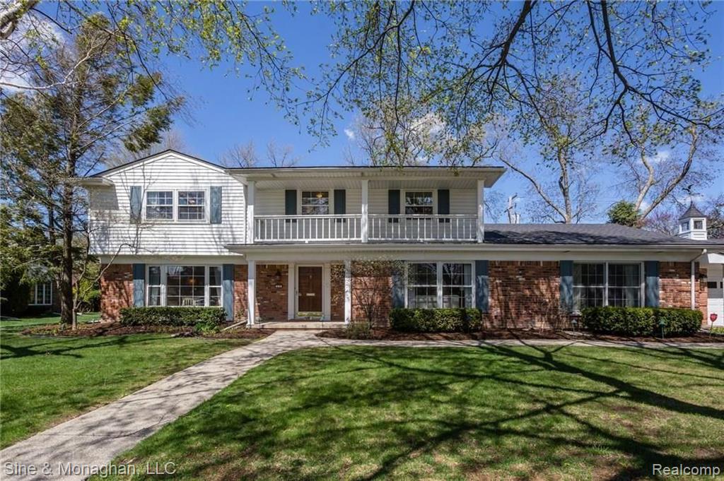 20 North Duval Road Grosse Pointe Shores, MI 48236 - Photo 1 of 49