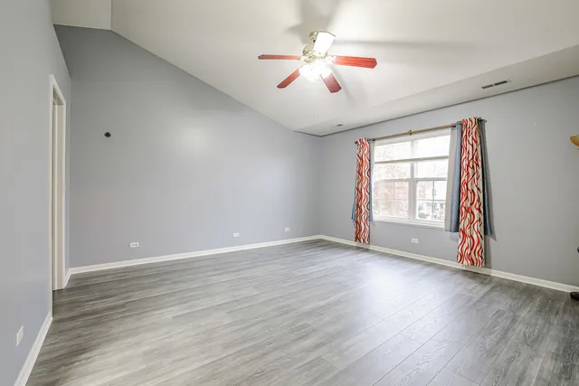 $379,900 | 204 Aspen Circle, Gilberts, IL 60136