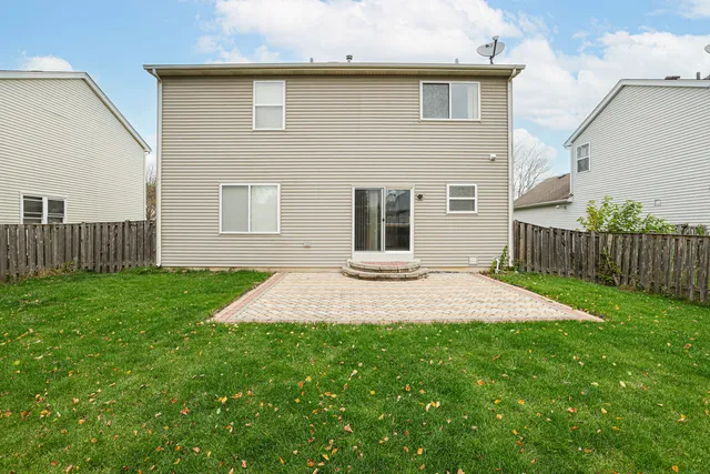 $379,900 | 204 Aspen Circle, Gilberts, IL 60136