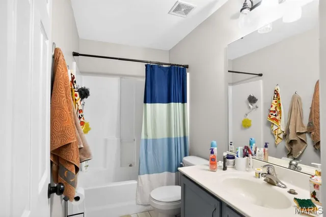 $479,900 | 8074 Glen Arbor Drive, Lake St. Louis, MO 63367