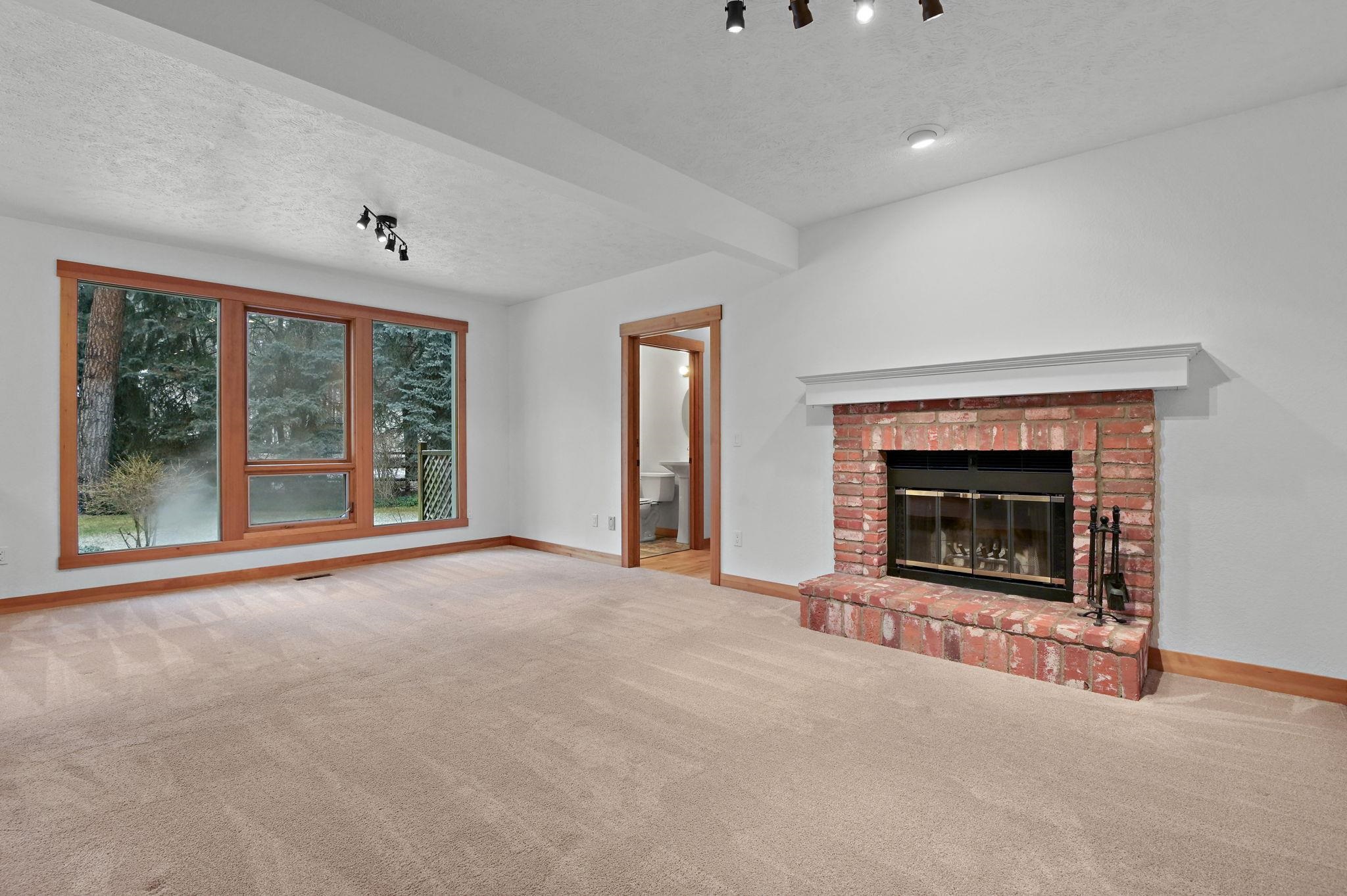3611 East Pine Needle Avenue Colbert, WA 99005 - Photo 4 of 50