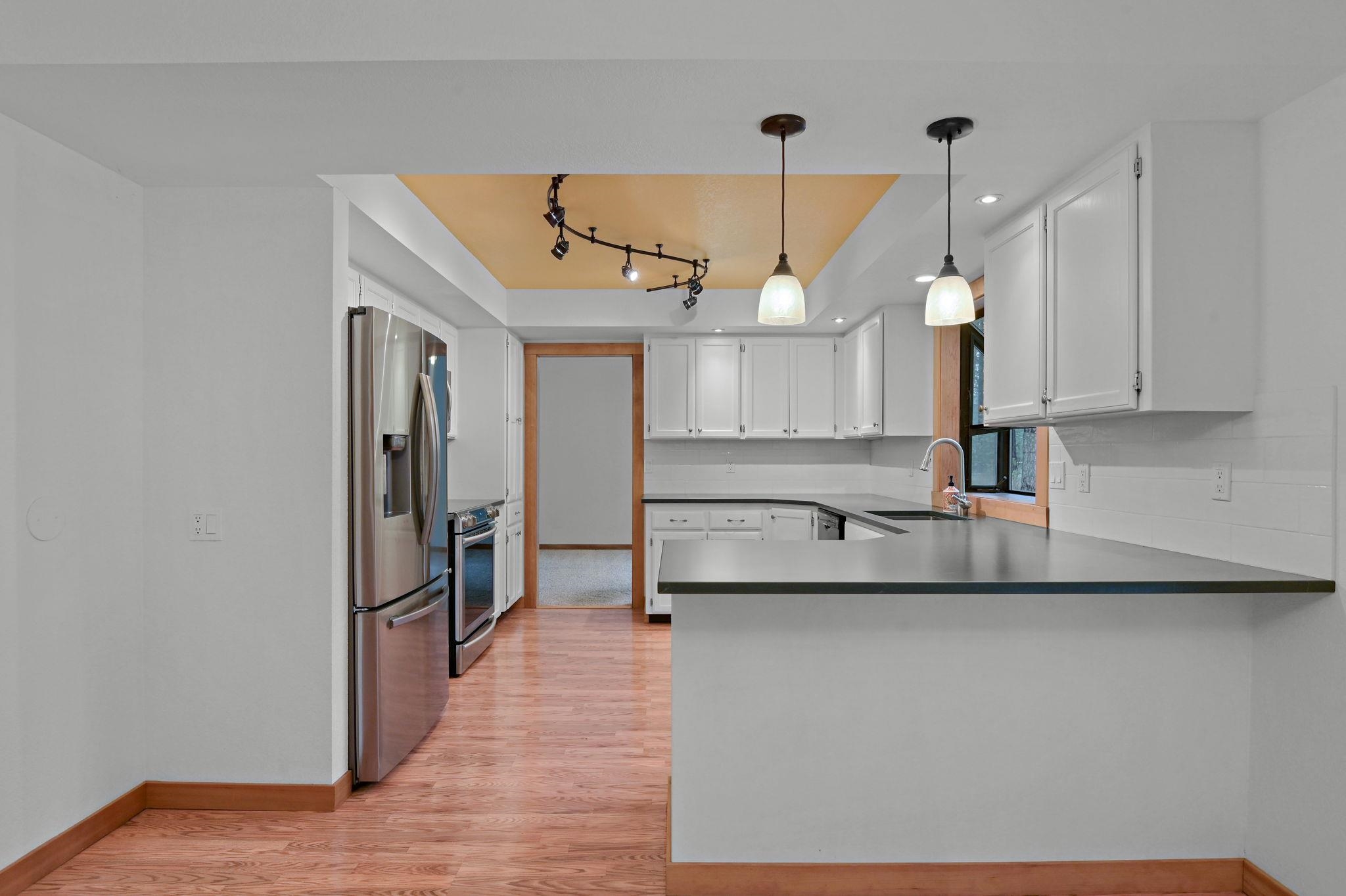 3611 East Pine Needle Avenue Colbert, WA 99005 - Photo 9 of 50