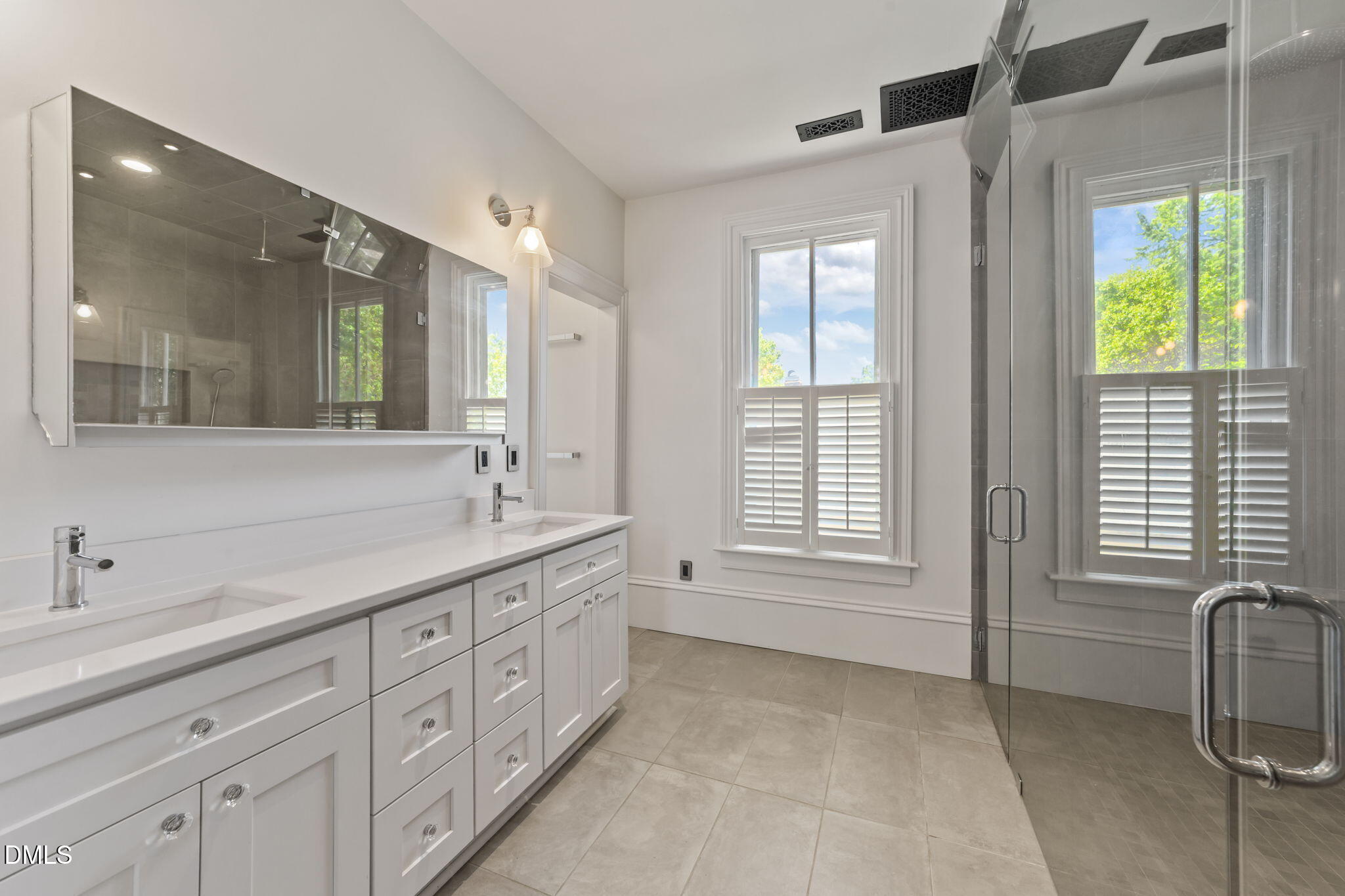 511 Oakwood Avenue Raleigh, NC 27604 - Photo 38 of 65 -