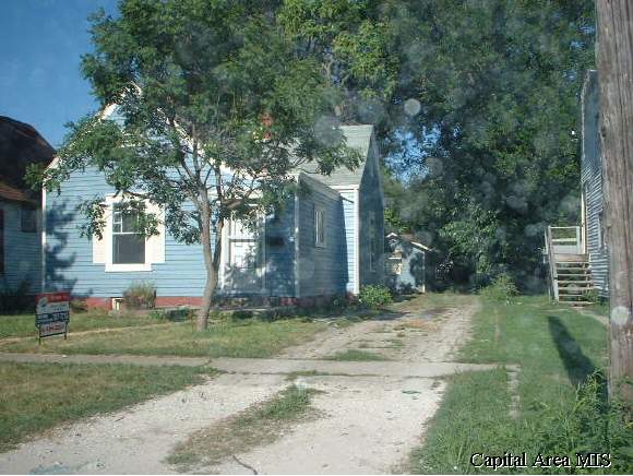1611 South 14th Street Springfield, IL 62703 - Photo 1 of 3