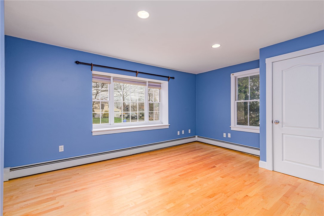 61 Howland Avenue Jamestown, RI 02835 - Photo 12 of 31 This room could also be an ideal home office