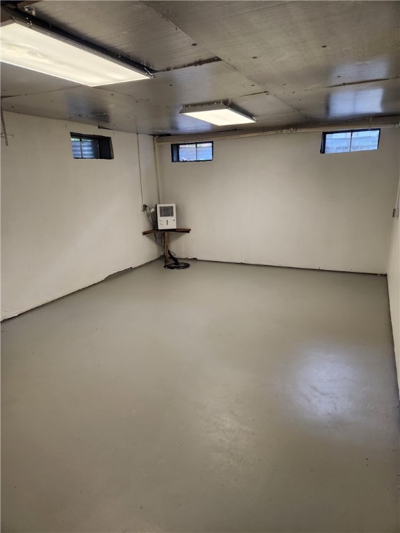 61 Howland Avenue Jamestown, RI 02835 - Photo 27 of 31 Full basement under the 2006 addition