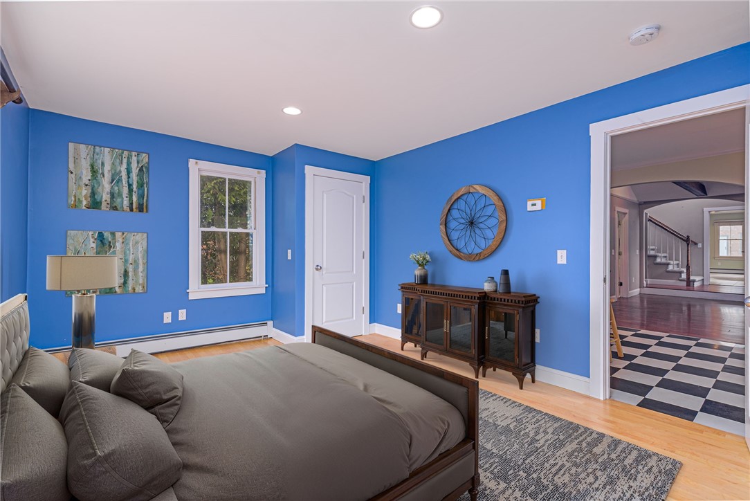 61 Howland Avenue Jamestown, RI 02835 - Photo 10 of 31 Front bedroom virtually staged with furnitire