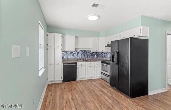 $225,000 | 20017 Sunshine Drive, Long Beach, MS 39560