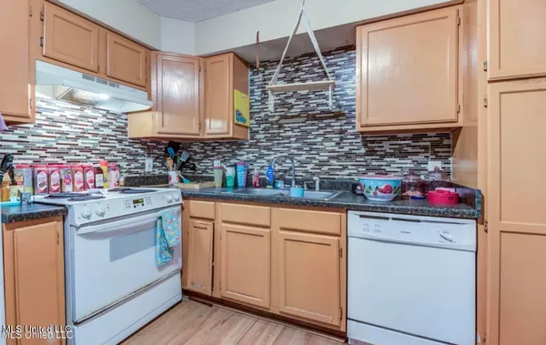 $225,000 | 20017 Sunshine Drive, Long Beach, MS 39560