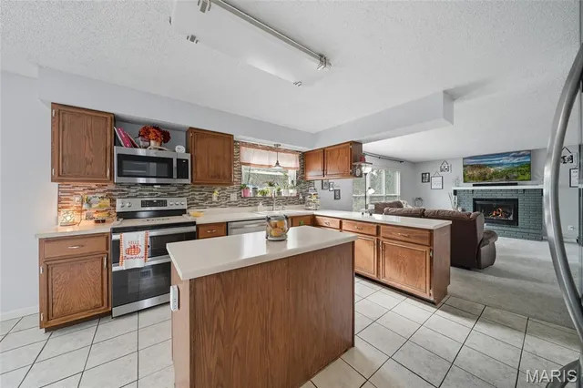 $375,000 | 471 Bellingham Court, St. Charles, MO 63304