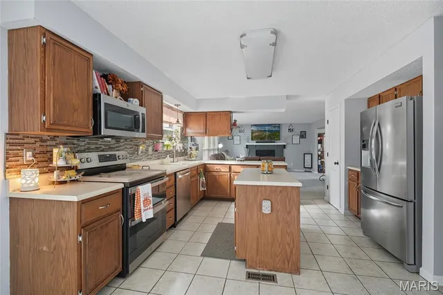 $375,000 | 471 Bellingham Court, St. Charles, MO 63304