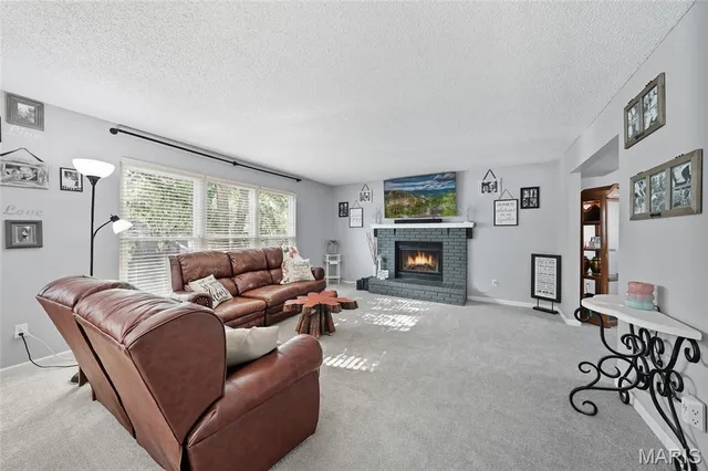 $375,000 | 471 Bellingham Court, St. Charles, MO 63304