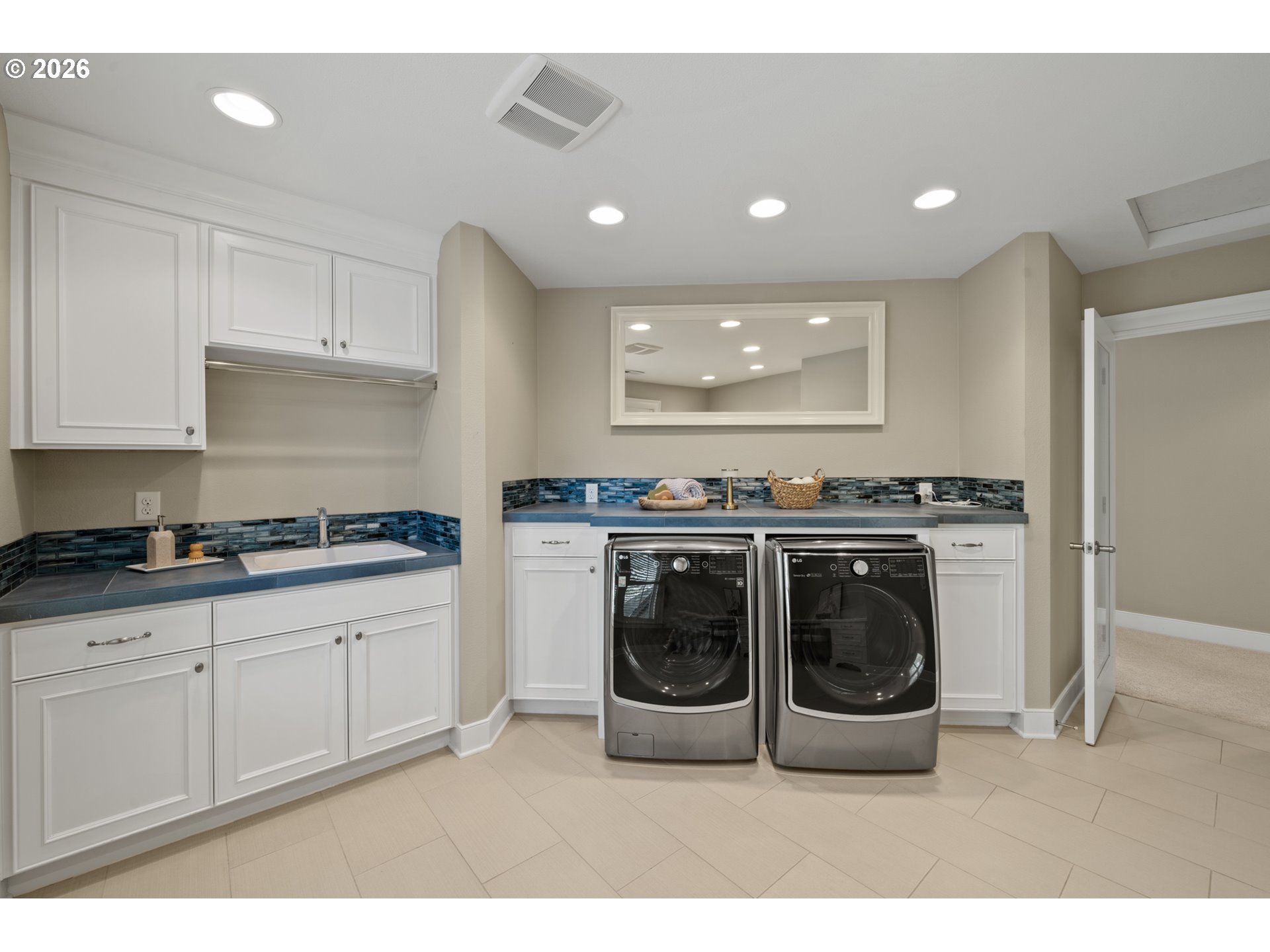 13056 Knaus Road Lake Oswego, OR 97034 - Photo 32 of 43
