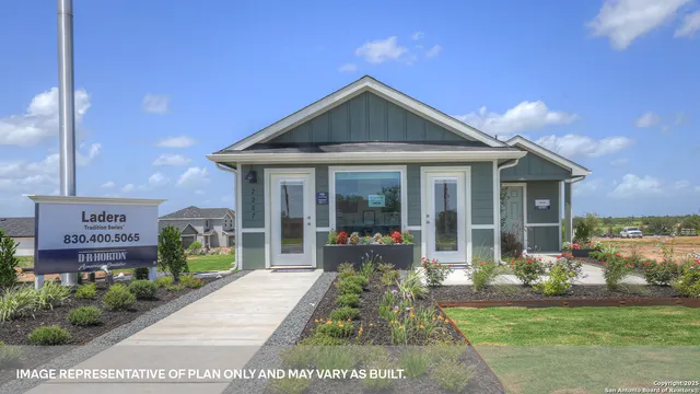 $229,990 | 401 Wild Goose Drive, Luling, TX 78648