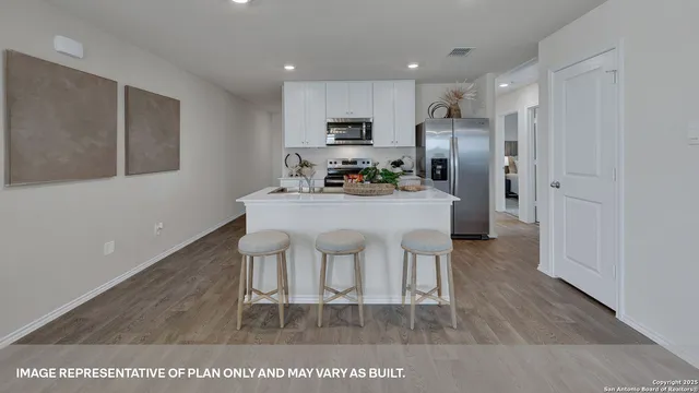 $229,990 | 401 Wild Goose Drive, Luling, TX 78648