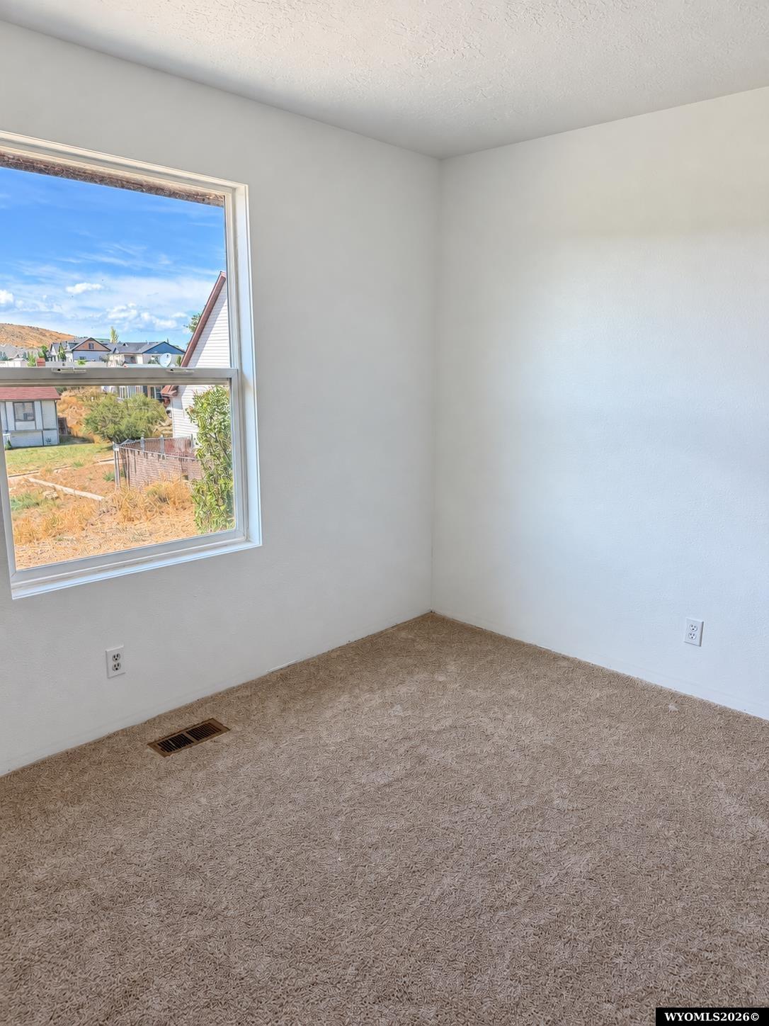 107 Windy Ridge Court Evanston, WY 82930 - Photo 11 of 22 Gallery Image 11