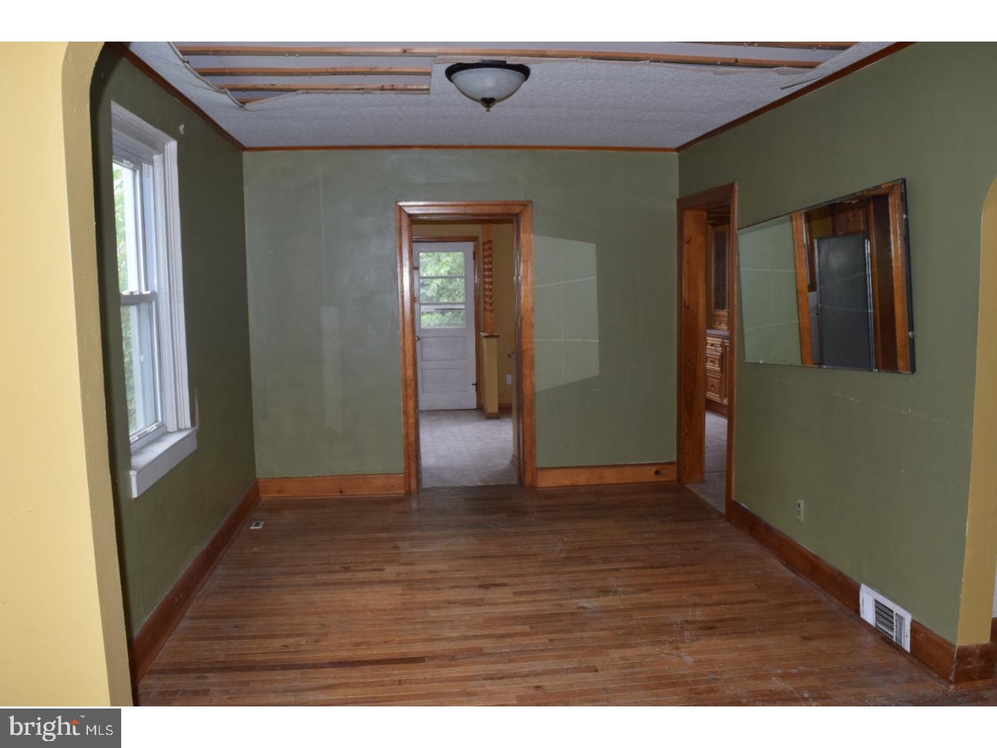 210 Haakon Road Brooklawn, NJ 08030 - Photo 3 of 7