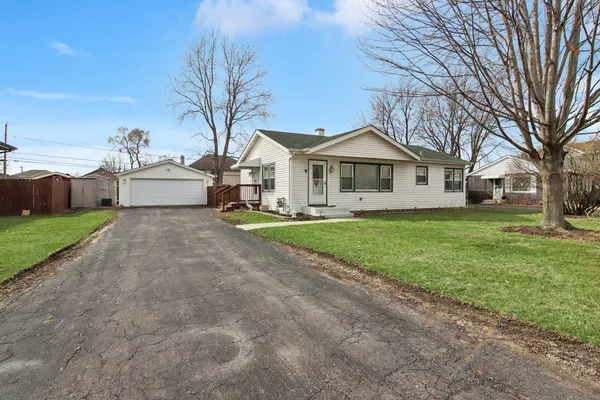 $280,000 | 7416 Thomas Avenue, Bridgeview, IL 60455