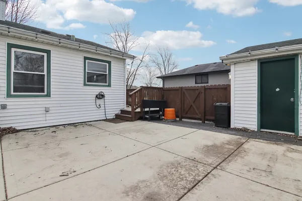 $280,000 | 7416 Thomas Avenue, Bridgeview, IL 60455