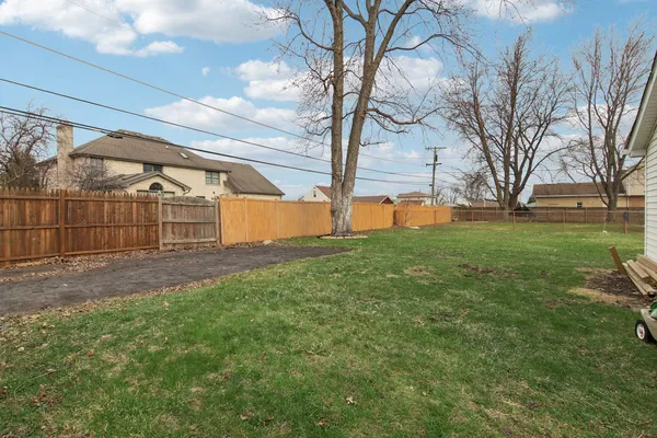 $280,000 | 7416 Thomas Avenue, Bridgeview, IL 60455