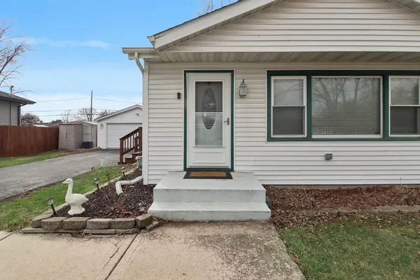 $280,000 | 7416 Thomas Avenue, Bridgeview, IL 60455