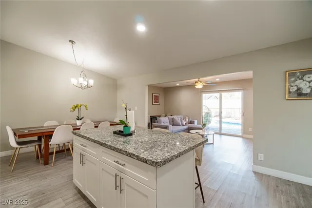 $695,000 | 5551 Corral Circle, Las Vegas, NV 89119
