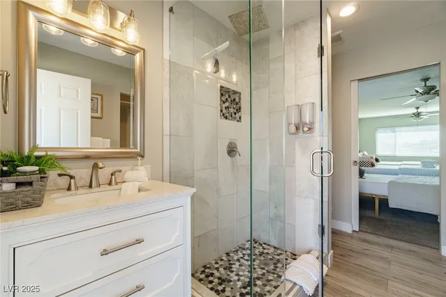 $695,000 | 5551 Corral Circle, Las Vegas, NV 89119