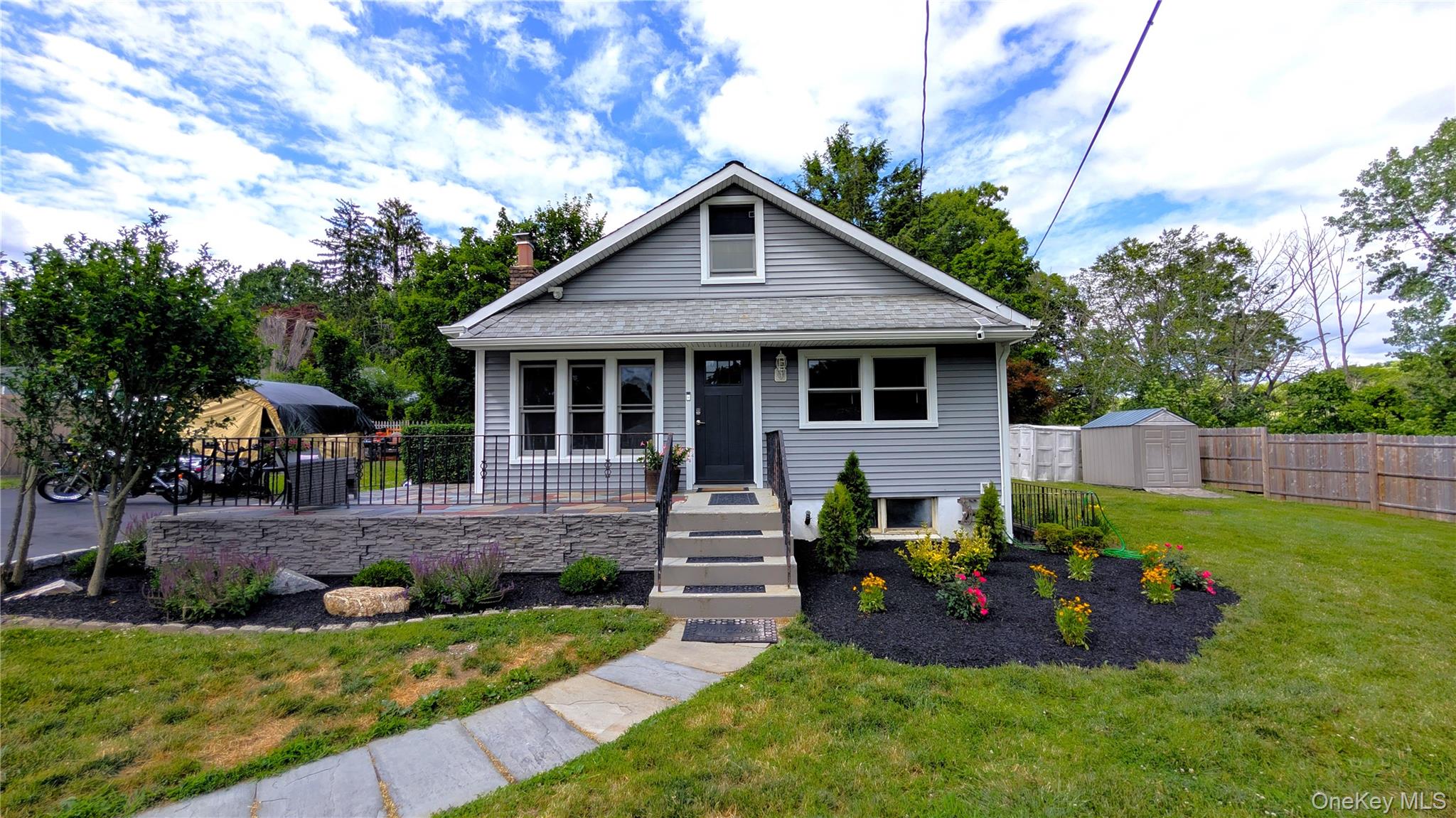26 Roslyn Road Carmel, NY 10512 - Photo 1 of 42