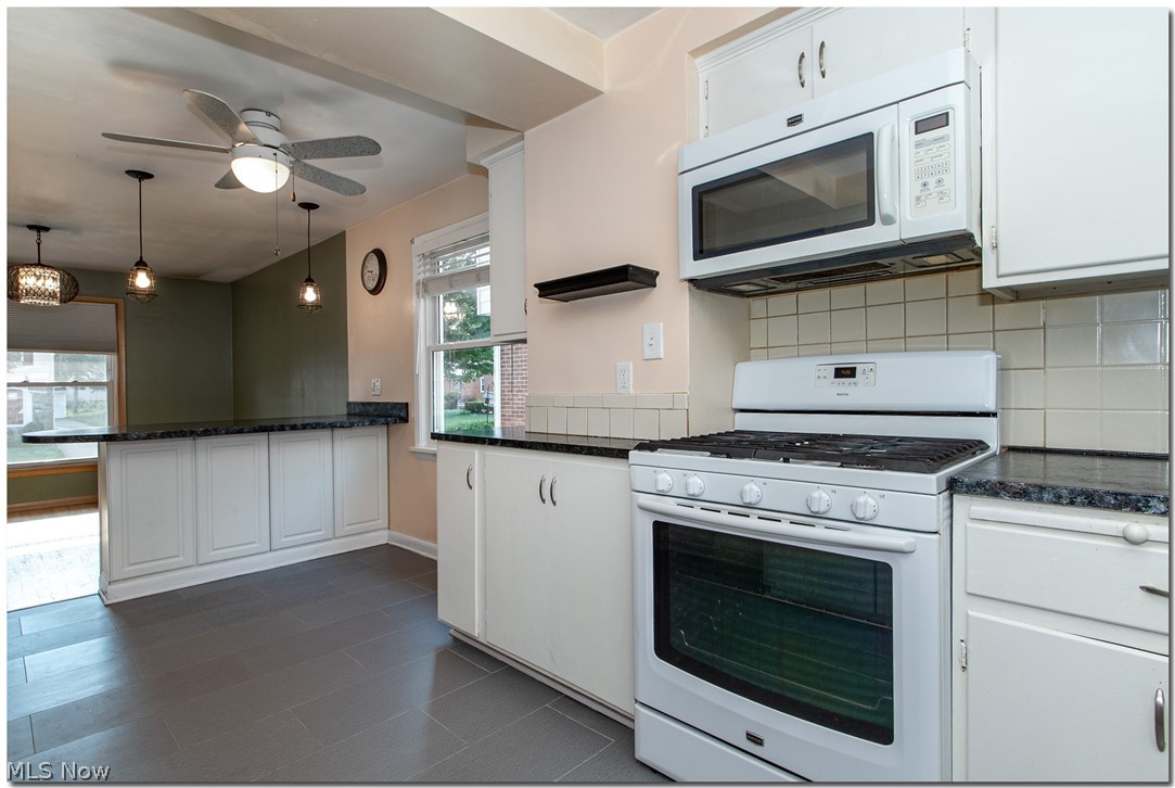 2418 Elmdale Road Cleveland, OH 44118 - Photo 10 of 25 Gallery Image 10