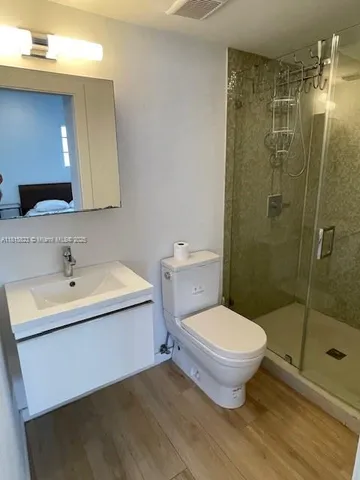 $2,000 | 700 16th Street, Unit 204, Miami Beach, FL 33139