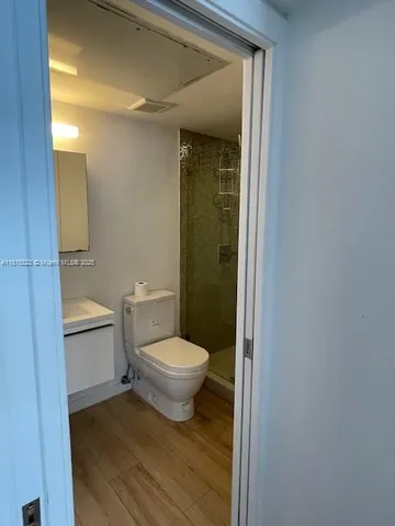 $2,000 | 700 16th Street, Unit 204, Miami Beach, FL 33139