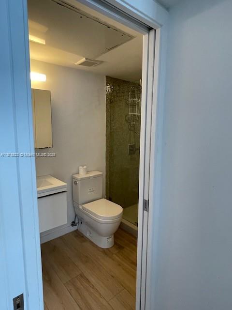 700 16th Street, Unit 204 Miami Beach, FL 33139 - Photo 10 of 16