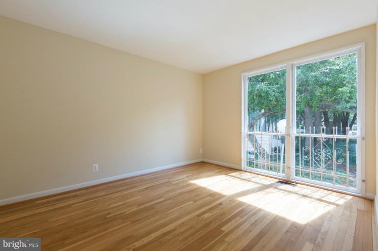 725 Delaware Avenue Southwest, Unit 218 Washington, DC 20024 - Photo 16 of 22 Interior (General)