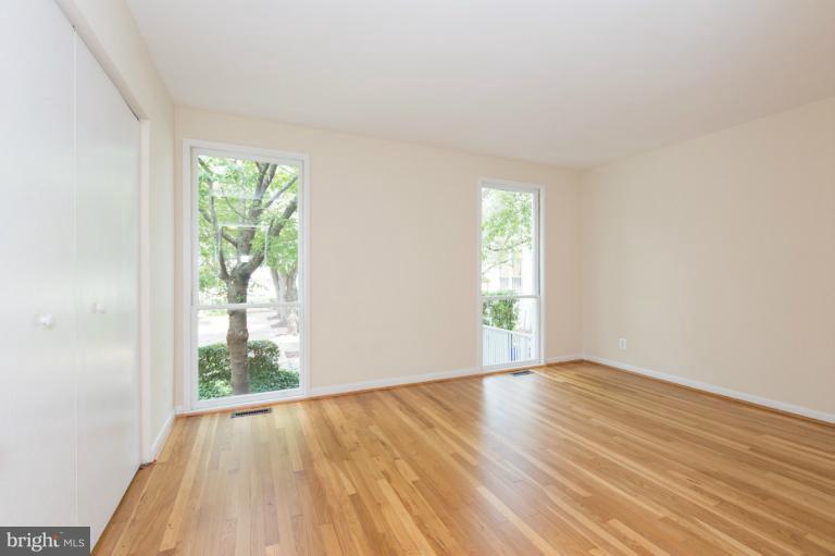 725 Delaware Avenue Southwest, Unit 218 Washington, DC 20024 - Photo 4 of 22 Interior (General)