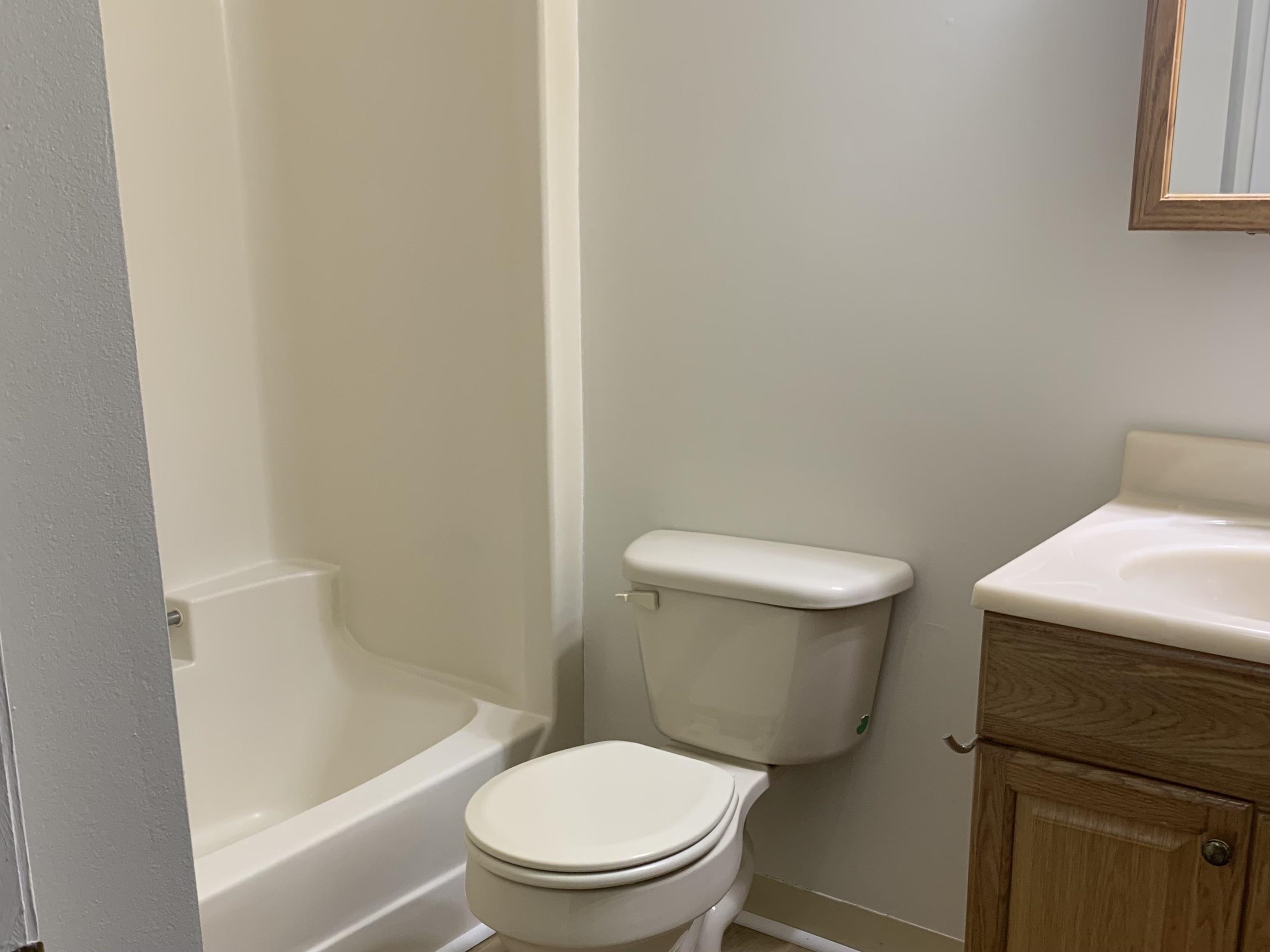 39 Old Hackett Hill Road, Unit 3B Manchester, NH 03102 - Photo 10 of 17