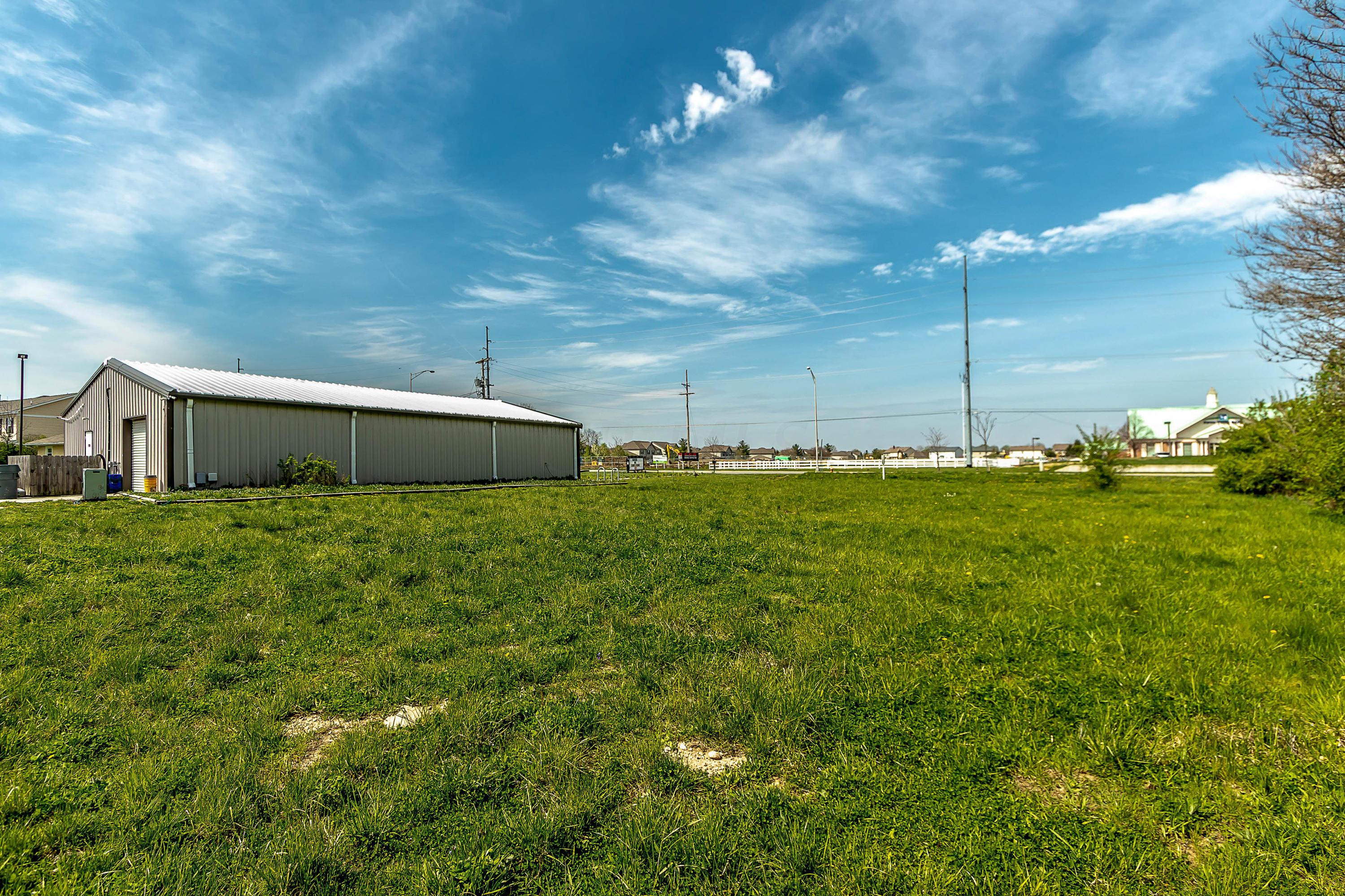 2440 Hilliard Rome Road Columbus, OH 43228 - Photo 8 of 11 Gallery Image 8