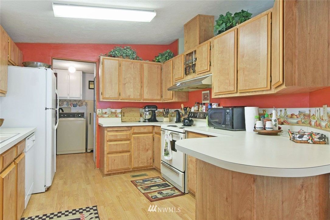 2000 192nd Street Southeast, Unit 125 Bothell, WA 98012 - Photo 4 of 17