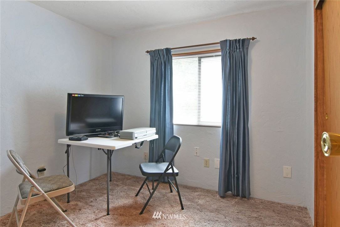 2000 192nd Street Southeast, Unit 125 Bothell, WA 98012 - Photo 10 of 17