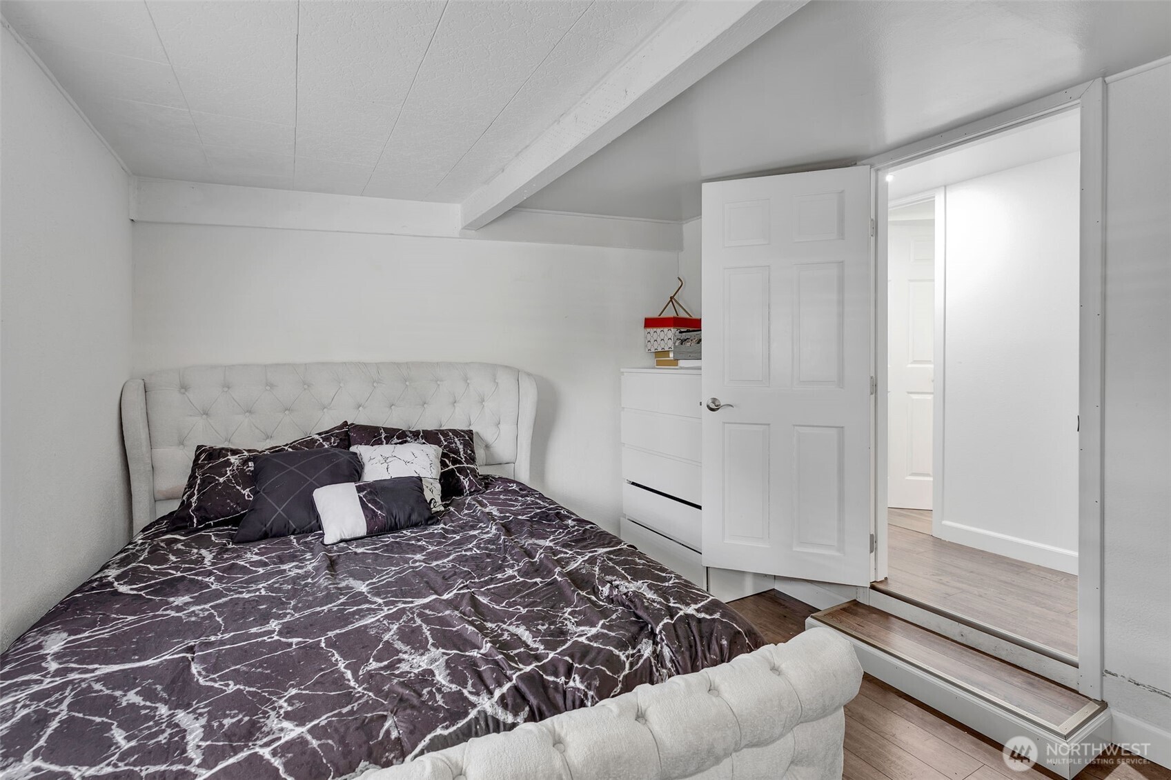 23708 Locust Way, Unit 23 Bothell, WA 98021 - Photo 11 of 19 Gallery Image 11