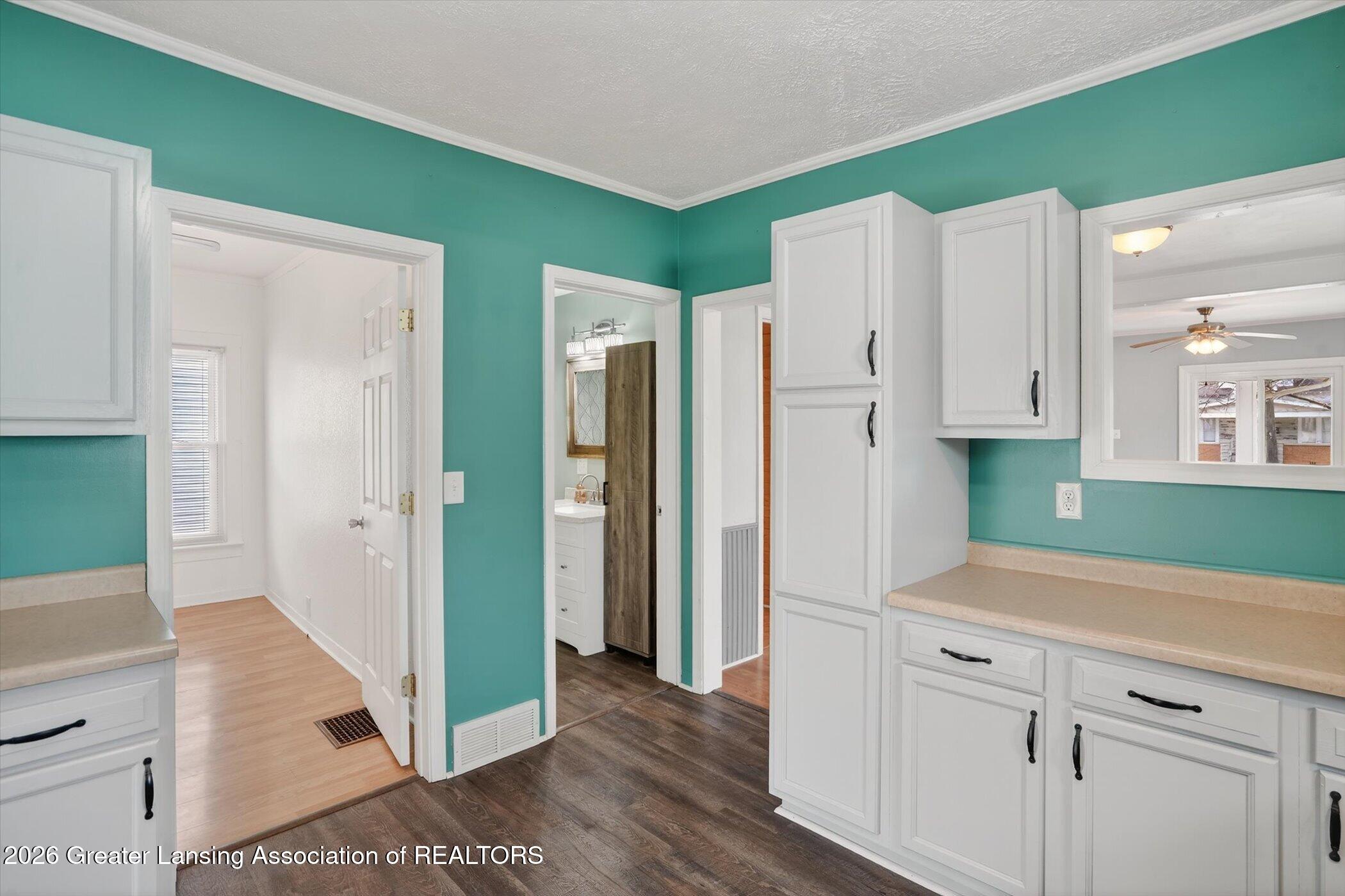 715 South Cochran Road Charlotte, MI 48813 - Photo 15 of 39 16-715 S Cochran Rd Charlotte-Windowstil